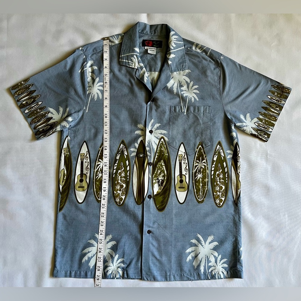 Hawaiian Surf Shirt Ali's Fashion Size Medium Light Blue Surf Board & Palm Trees - Picture 4 of 6